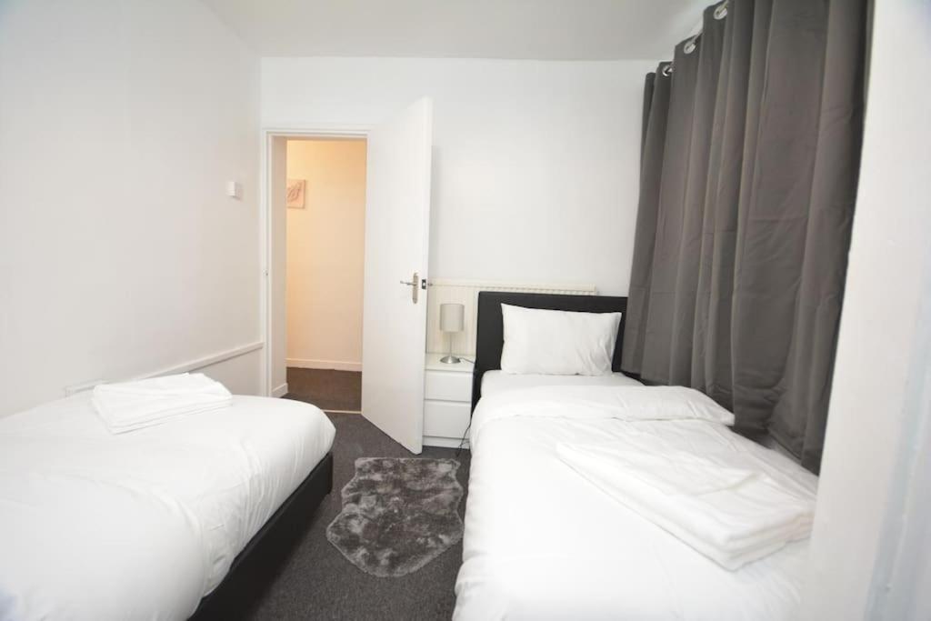 Zone2 Classic 3 Bedroom Apartamento