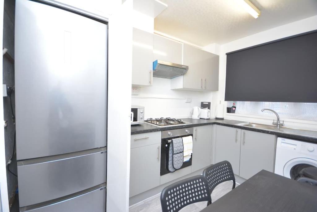 Apartamento Zone2 Classic 3 Bedroom *