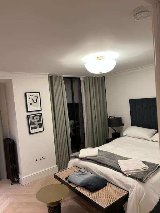 Duplex In Belgravia