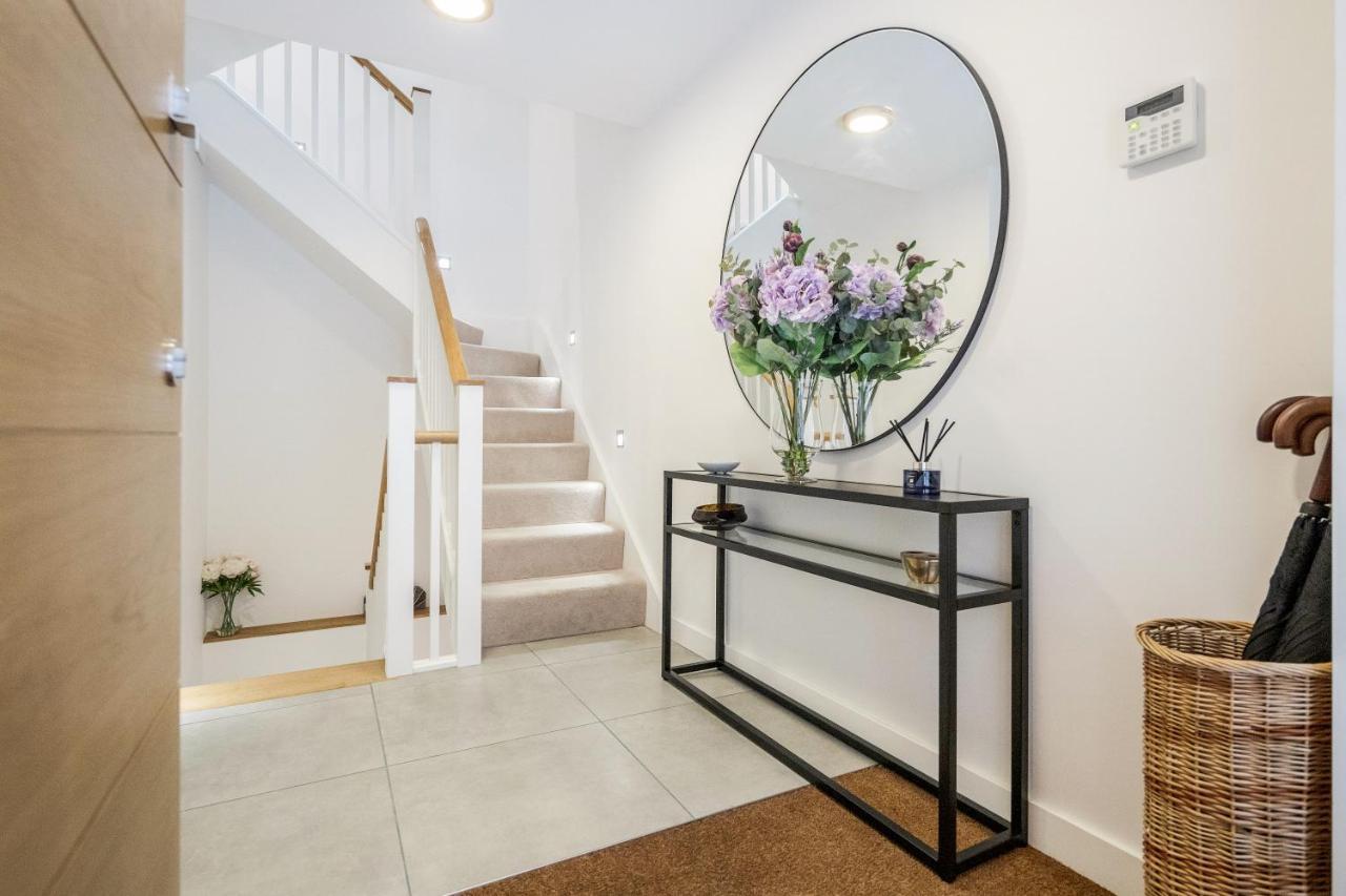 Luxury Mayfair Townhouse With A/c 3br 3ba London