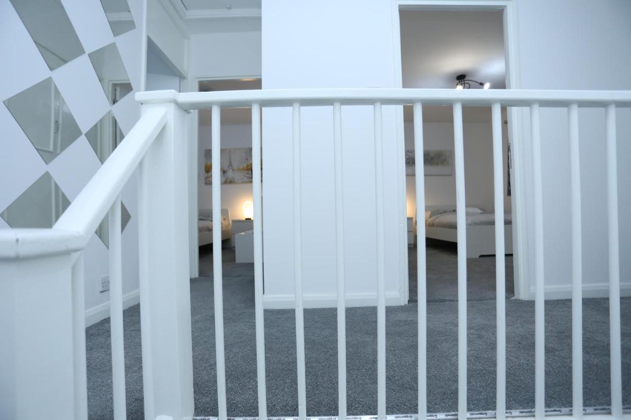 Appartement Abbeywood Station House