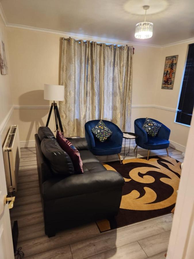 2-bedroom Flat In Cutty-sark, Greenwich ! Apartamento *
