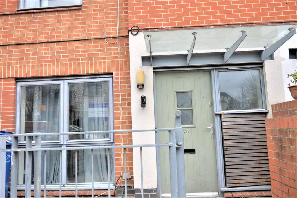 Vakantiehuis 4 Bedroom House Londen