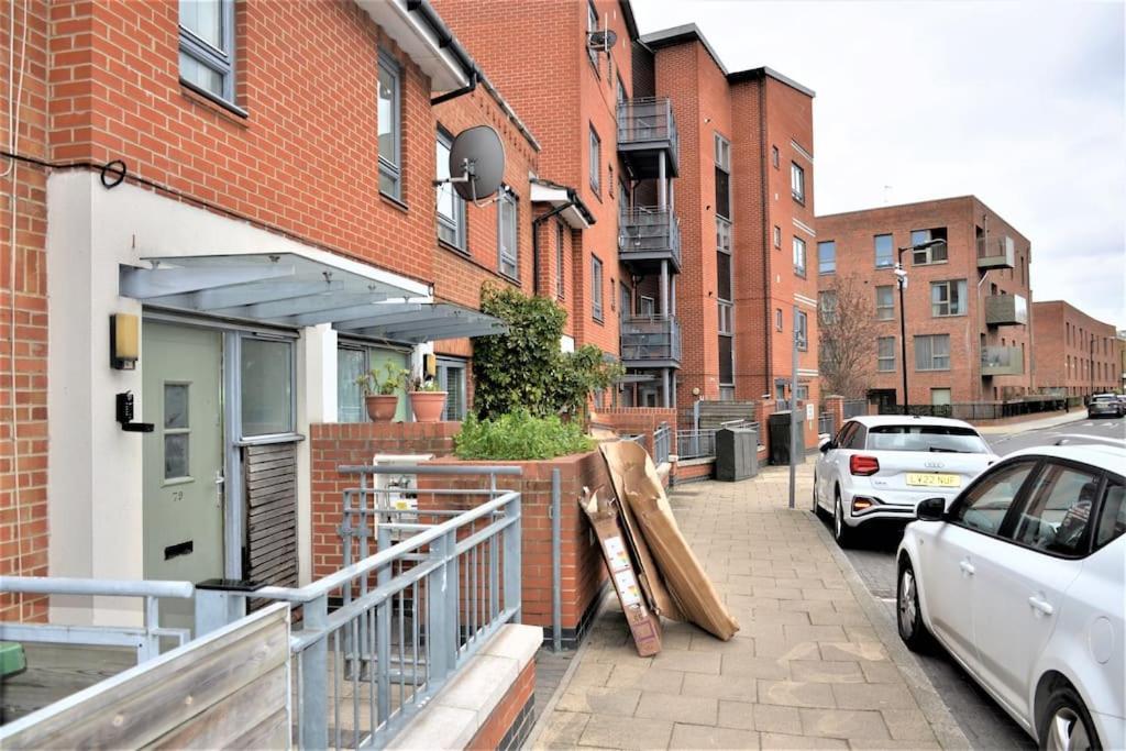 4 Bedroom House * Londen