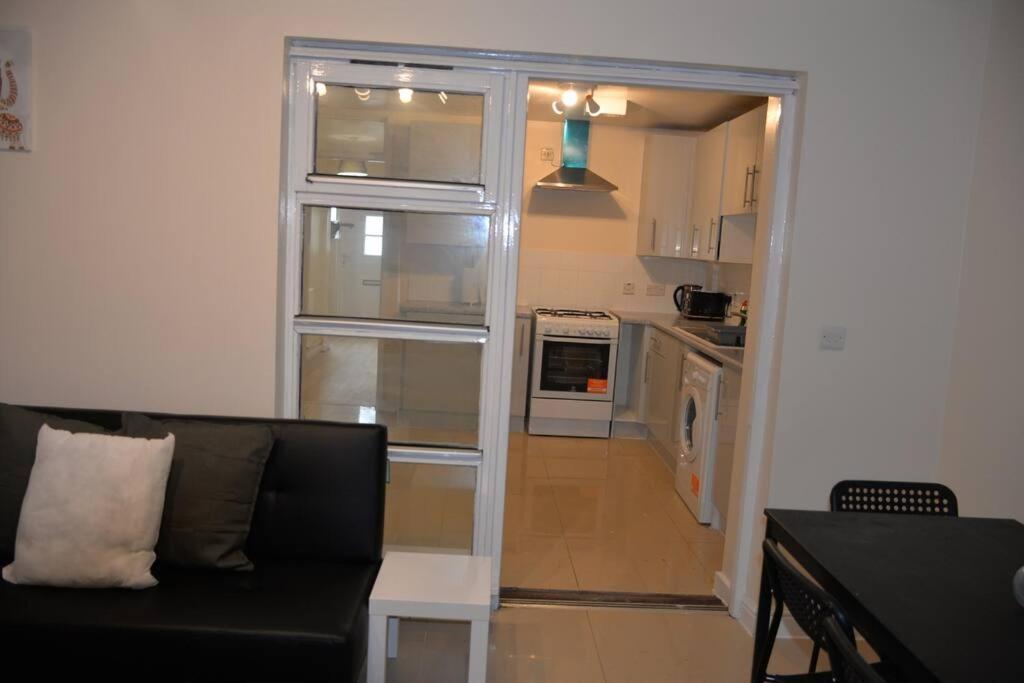 Vakantiehuis 4 Bedroom House *