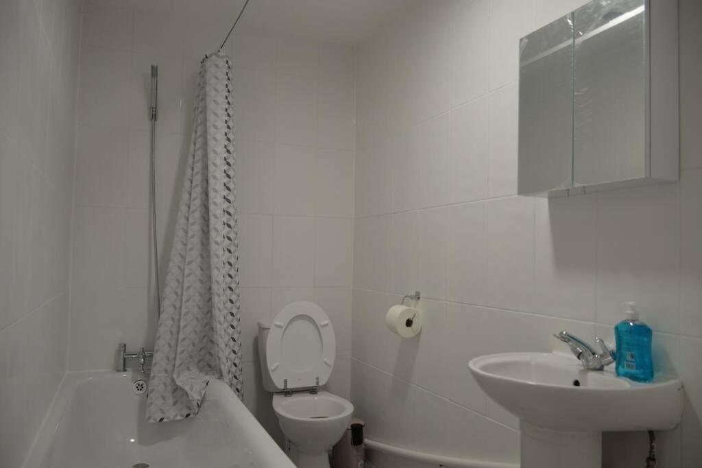 Vakantiehuis 4 Bedroom House *