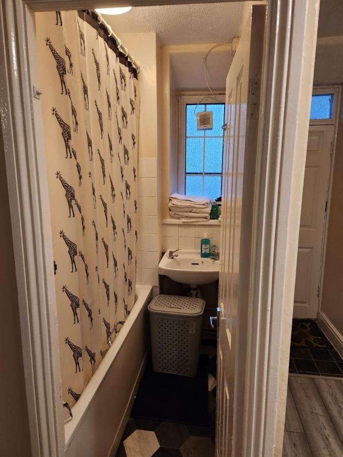 2-bedroom Flat In Cutty-sark, Greenwich ! Apartamento
