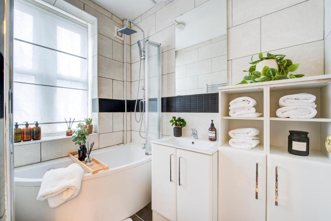 New Stylish Flat In The Heart Of Shoreditch London