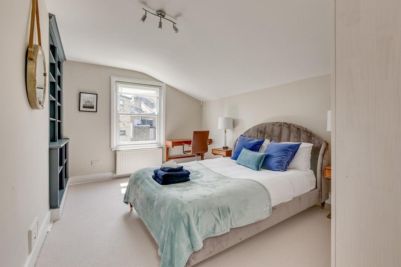 Balham Near Tube Victorian House 4 Bedrooms 9 Beds * London