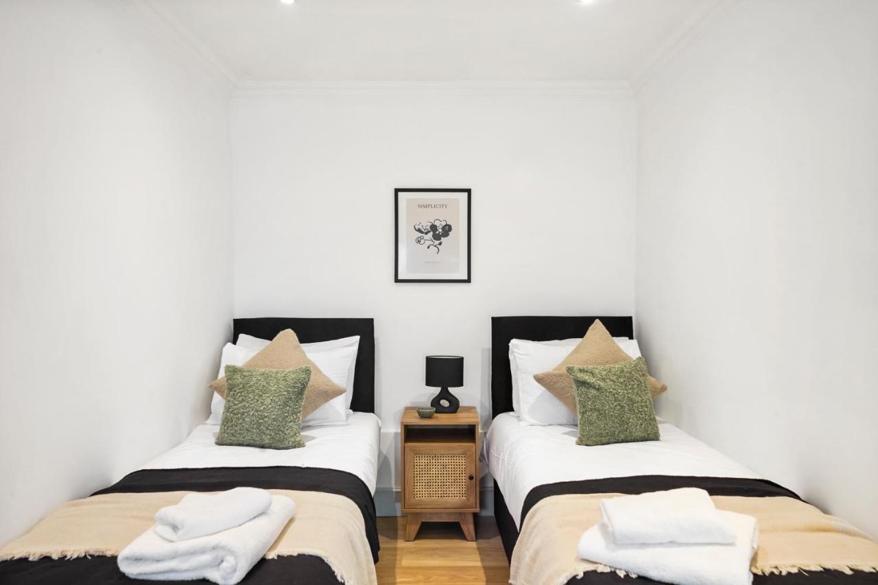 Apartment 2 Single Or 1 King Bed In Notting Hill, *