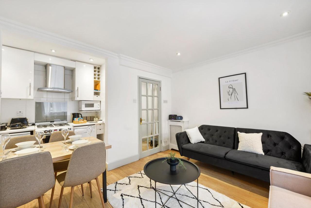 2 Single Or 1 King Bed In Notting Hill, London