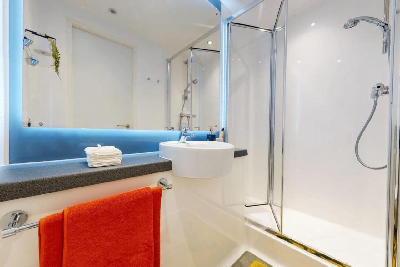 Appartement Private Bedrooms With Shared Kitchen, And At Canvas Wembley In