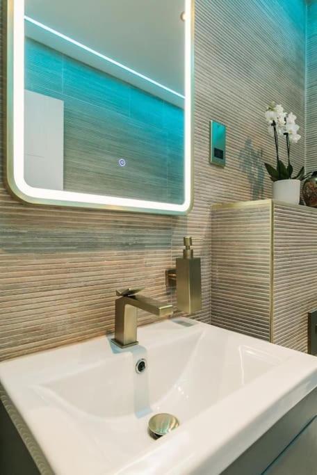 Apartment Fitzrovia 1