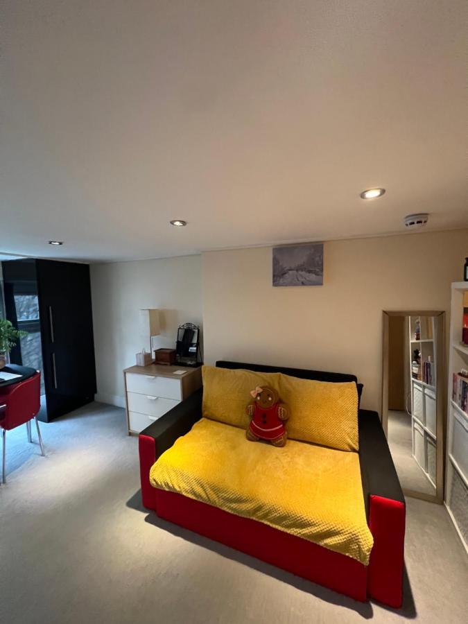 Comfy Studio - Finchley Road Londres