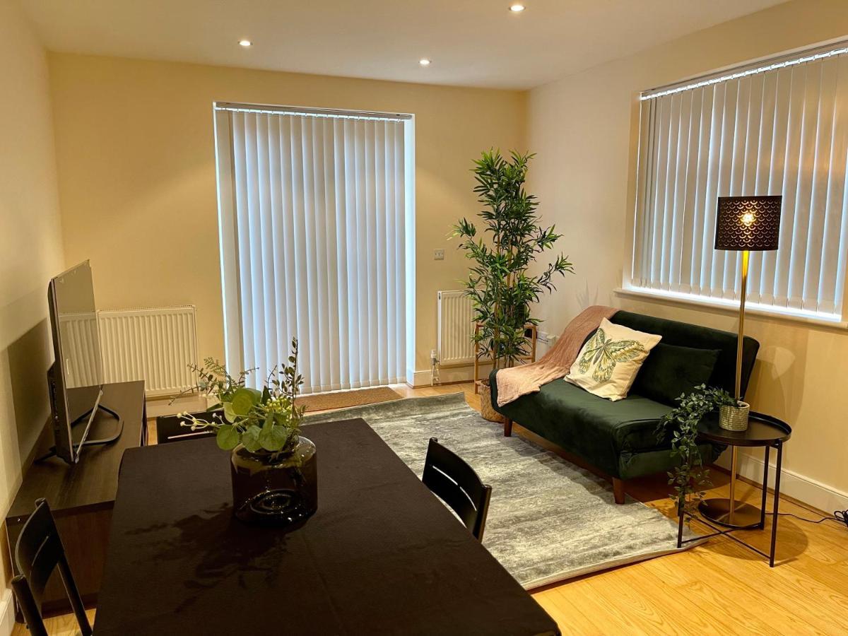 Mapesbury Dell Apartment *