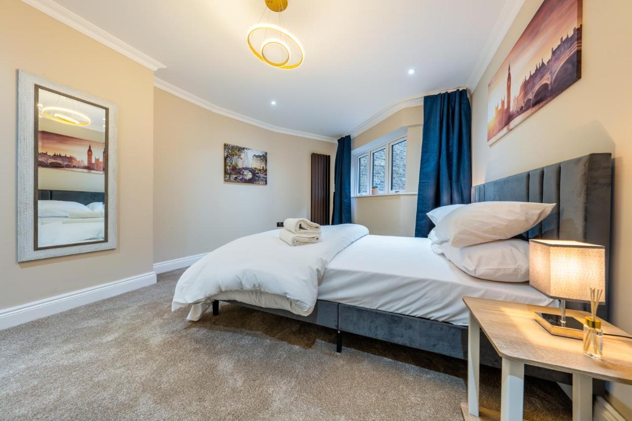 Сasa de vacaciones Brand New Luxury House - Sleeps 8 Londres