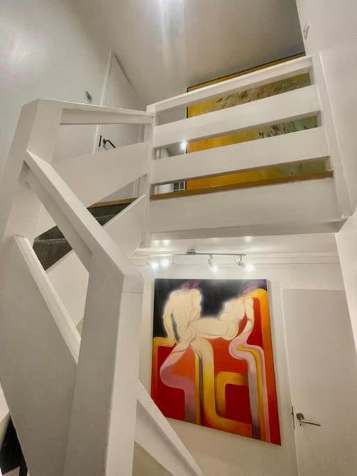 Newly Renovated 2 Bedroom