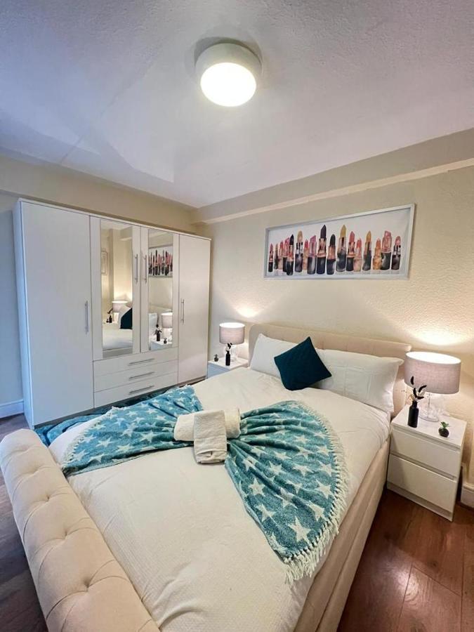 Apartamento Comfy 2 Bedroom Flat Edgware Road Londres