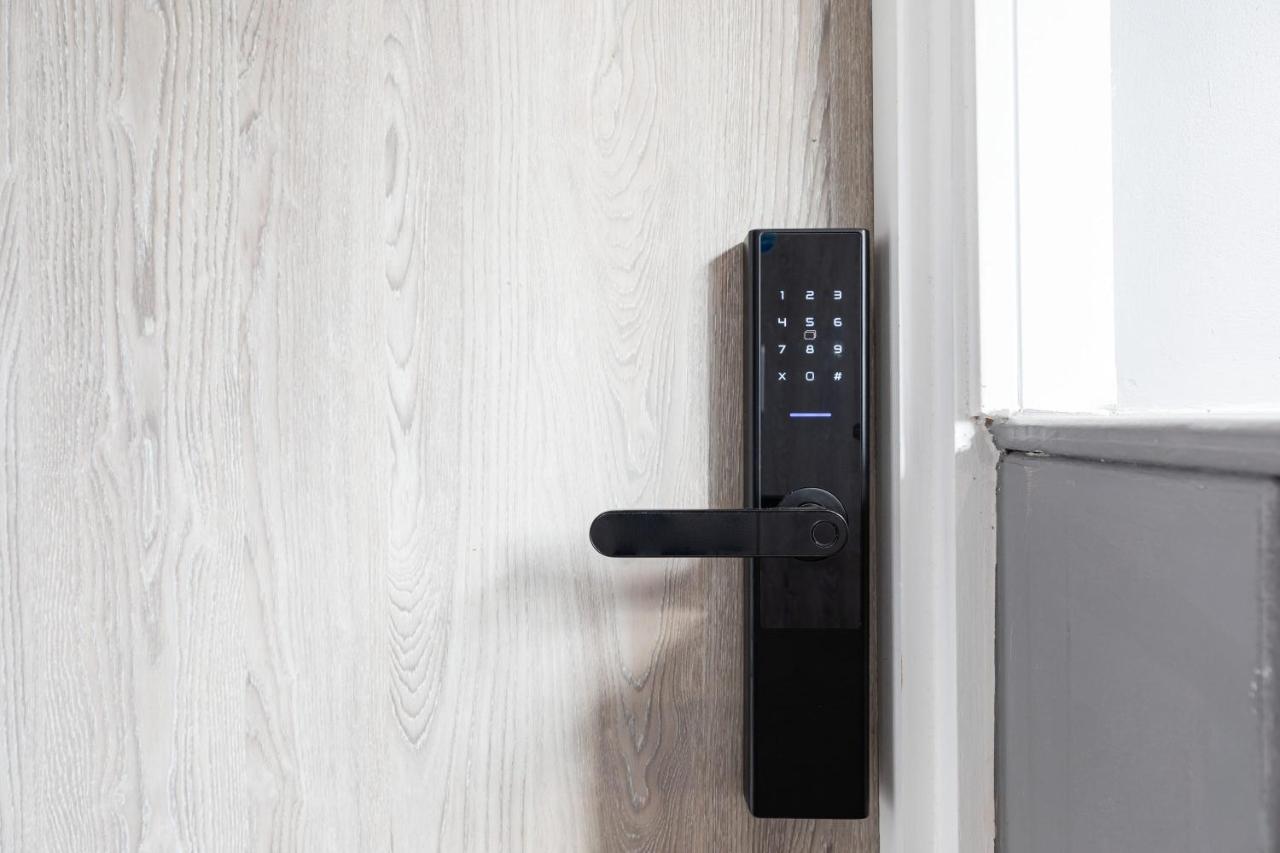 Appartement Functional Budget With Wi-fi And Laundry Facilities Near Tube Station Londres