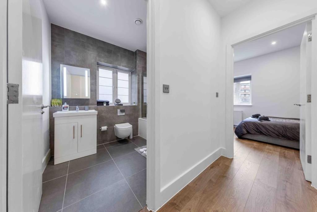 Sleep 8 9elms Apartamento Londres