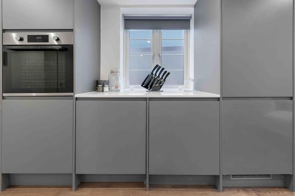 Apartamento Sleep 8 9elms Londres