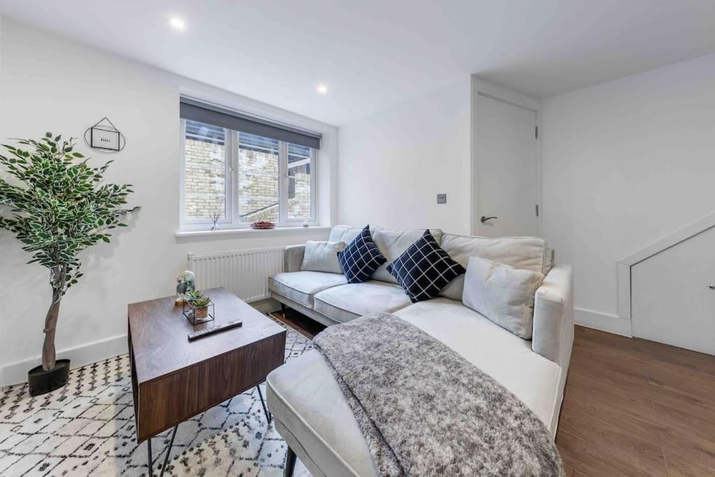 Apartamento Sleep 8 9elms Londres