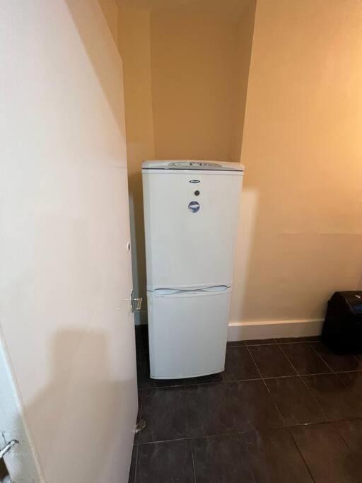 Apartamento 003- Lovely 1-bedroom Very Close To Londres