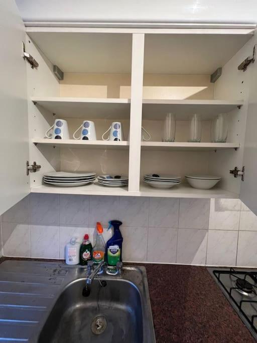 Apartamento 003- Lovely 1-bedroom Very Close To