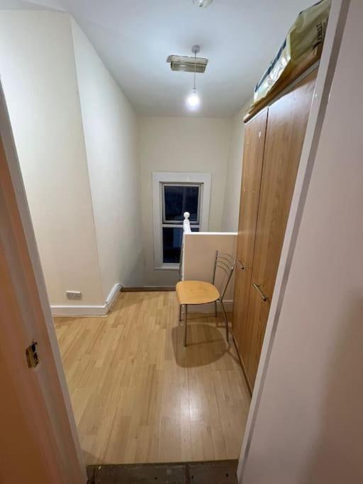 003- Lovely 1-bedroom Very Close To Londres
