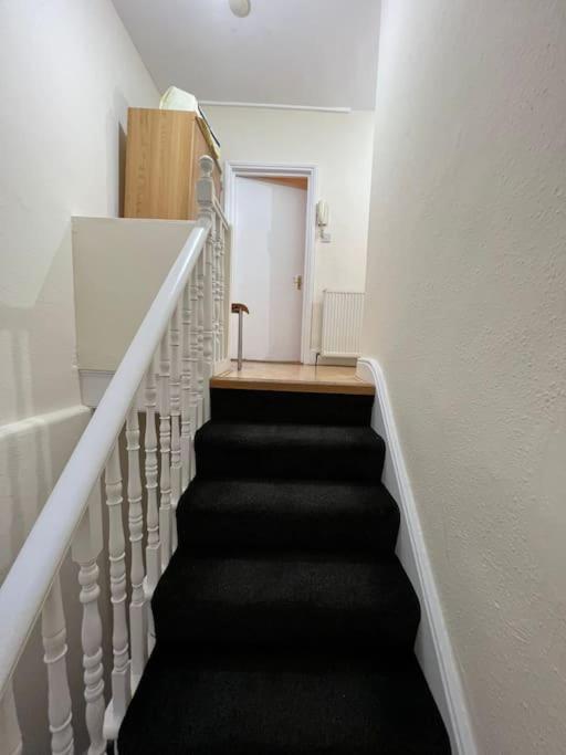 003- Lovely 1-bedroom Very Close To Apartamento Londres