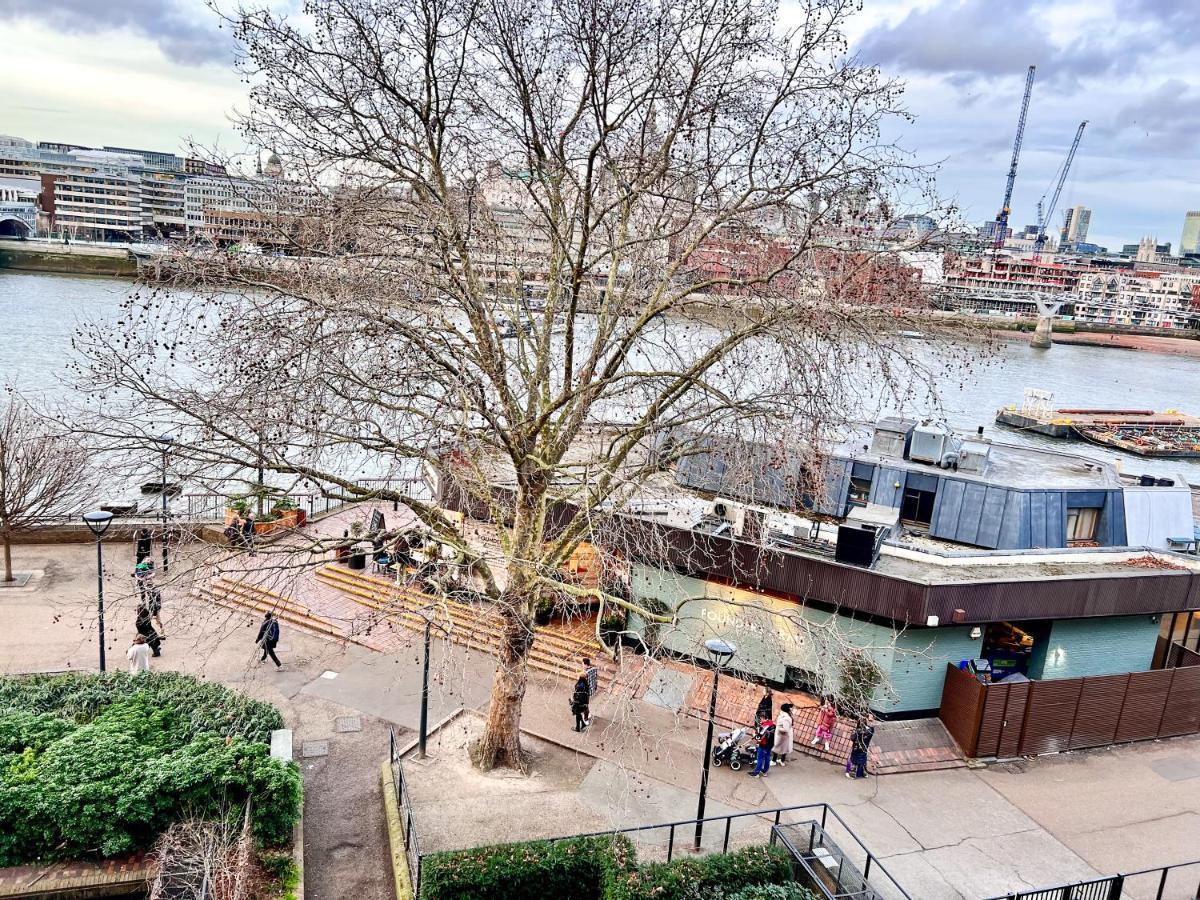 River Thames View Entire In The Most Cental 5* London