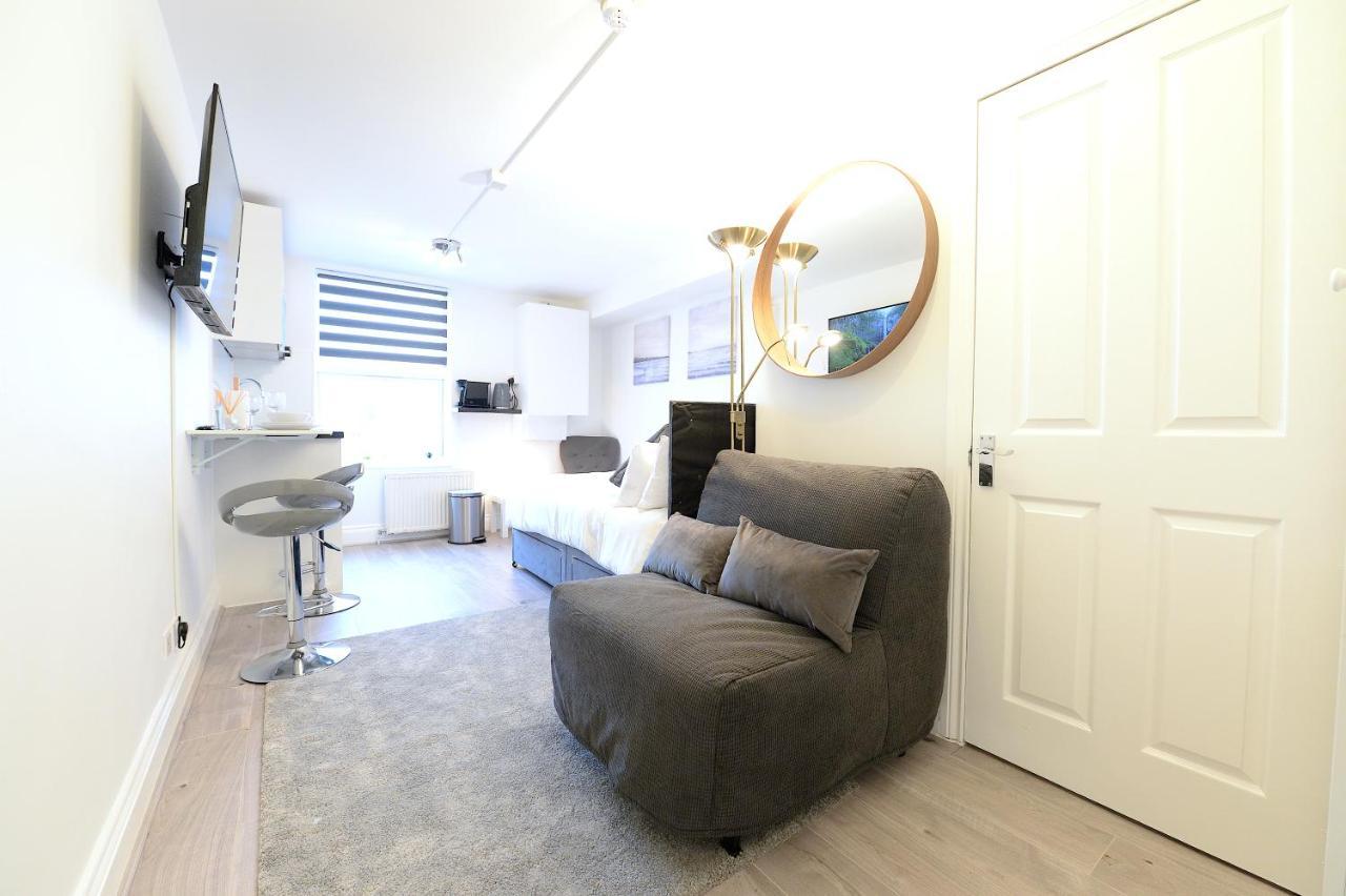 Very Close To Line Underground Shepherds Bush And Westfield Newly Refurbished Apartamento
