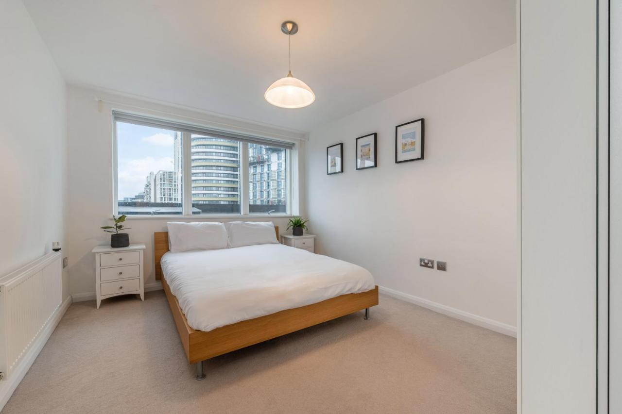 Apartamento Kensington Luxury Retreat: Spacious 2-bedroom With Prime Location *