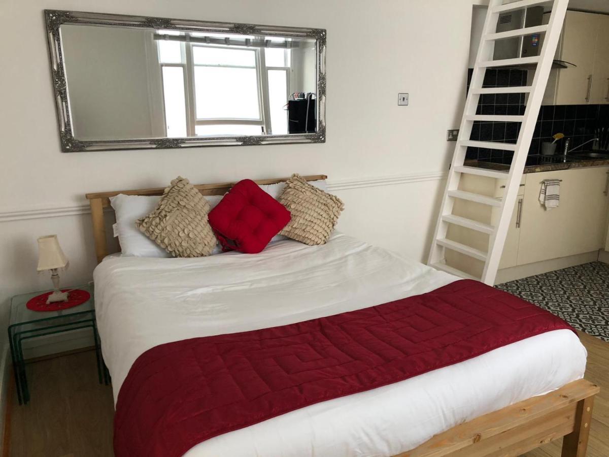 Westbourne Terrace Apartment