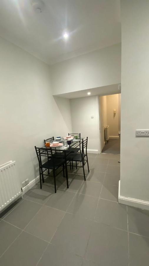 2 Notting Hill Portobello Road Amazing Location! London