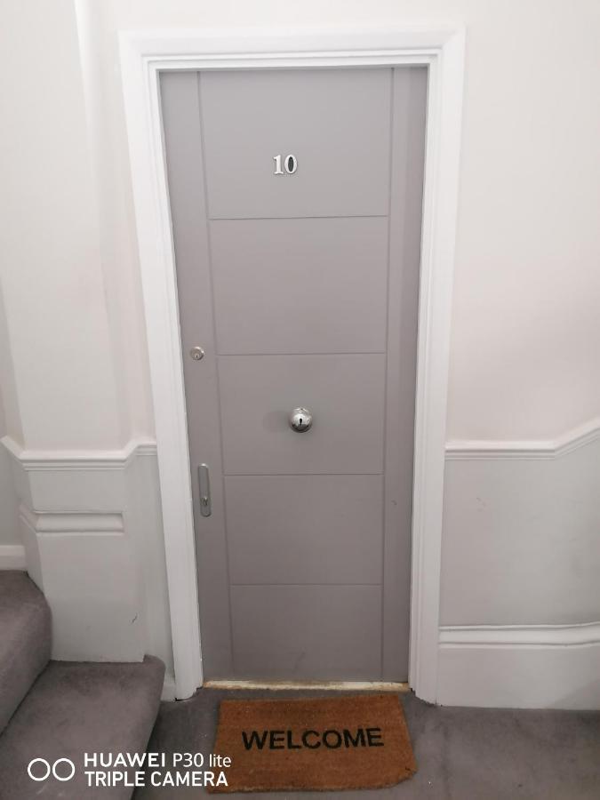 Westbourne Terrace * London