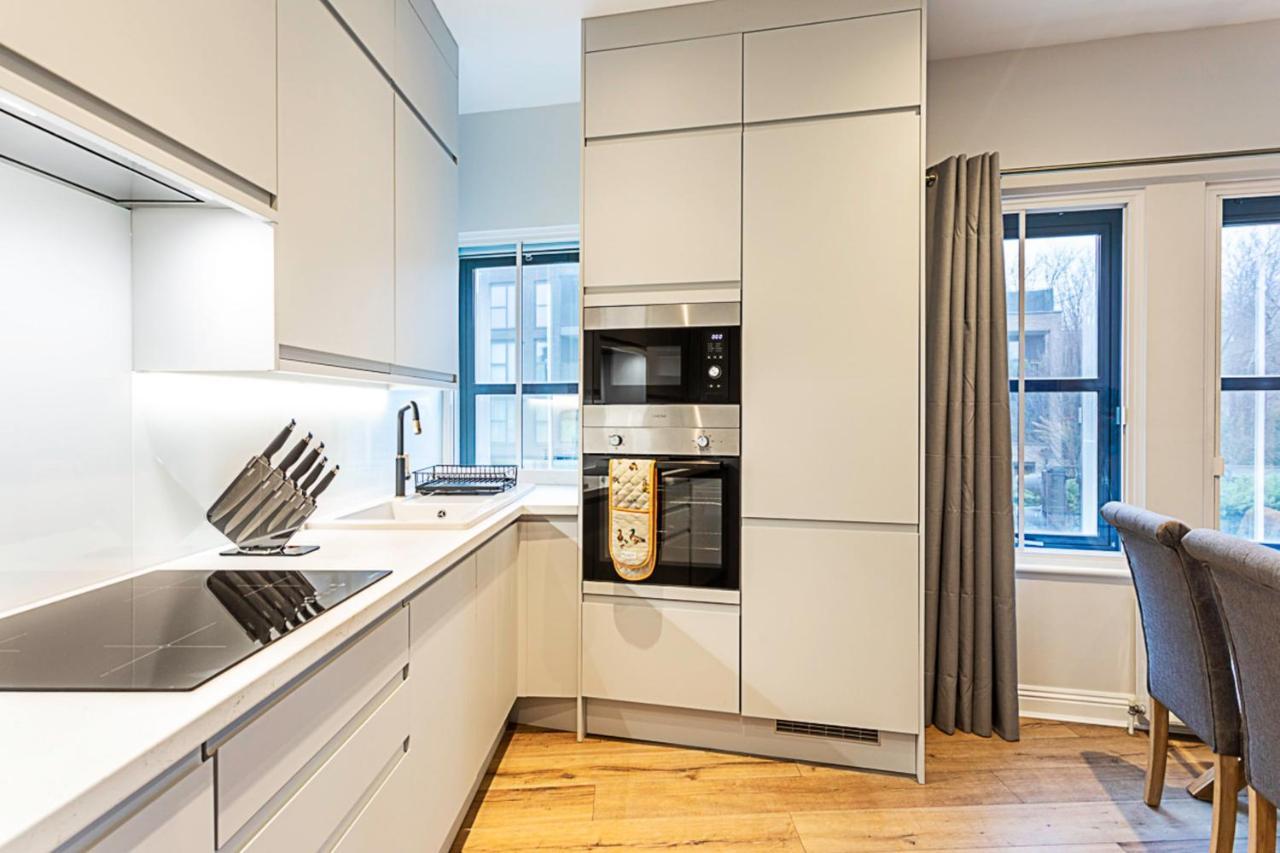 Gorgeous Roehampton Flat Appartement Londen