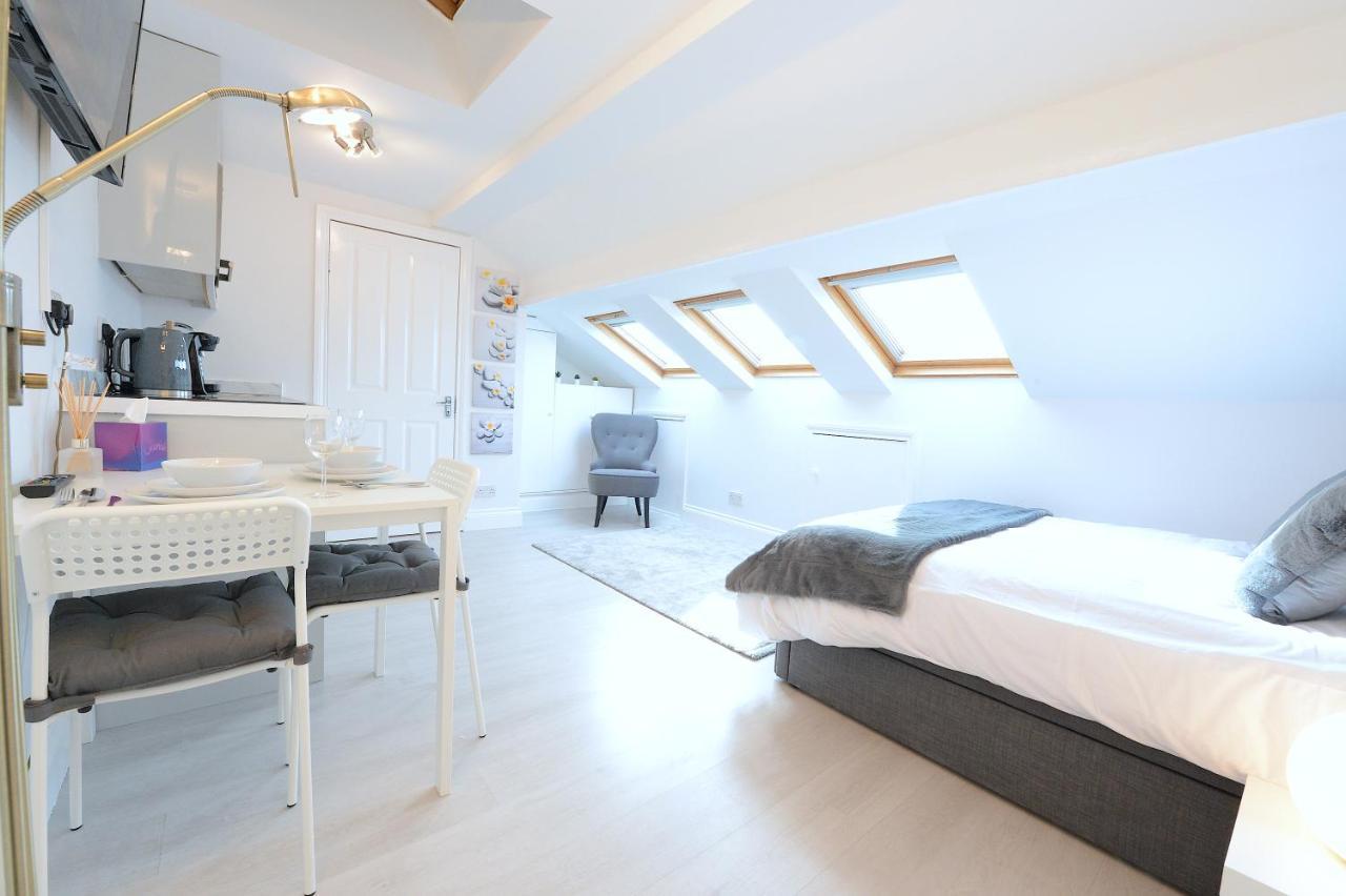 Apartamento Very Close To Line Underground Shepherds Bush And Westfield Newly Refurbished *