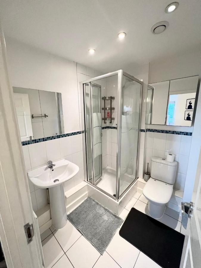 2 Bedroom Near Olympic Park With Free Parking Apartamento Londres