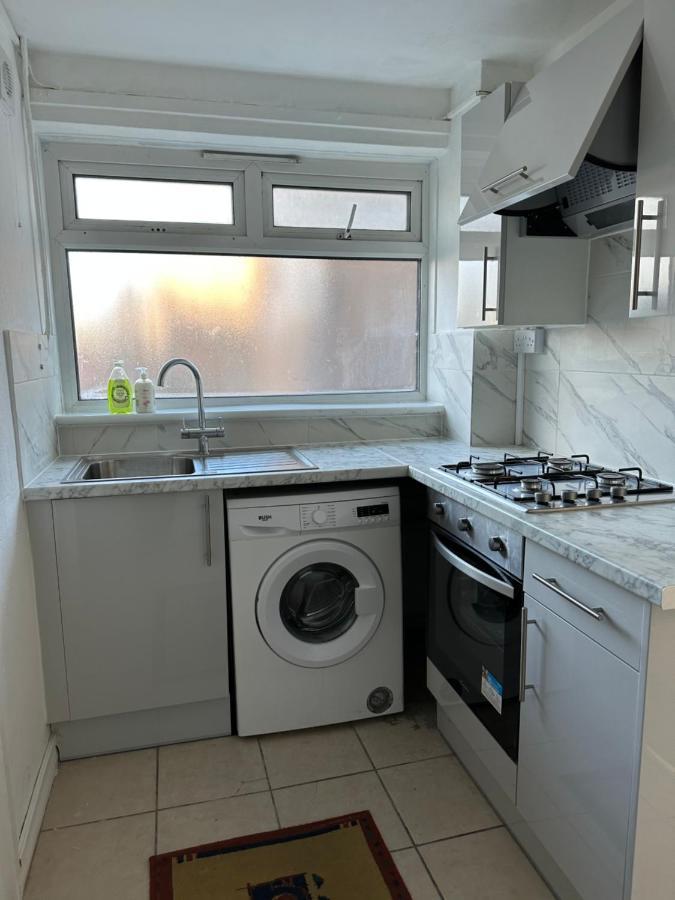 Guest house Spacious Double For Single