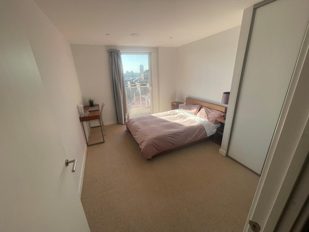Habitación en casa particular Bright Spacious En-suite W/ Views - 8min From Bridge! Londres