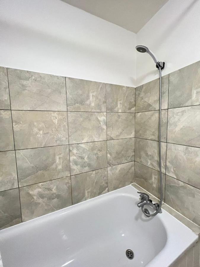 Apartment Lovely Studio Flat Cromwell Road London