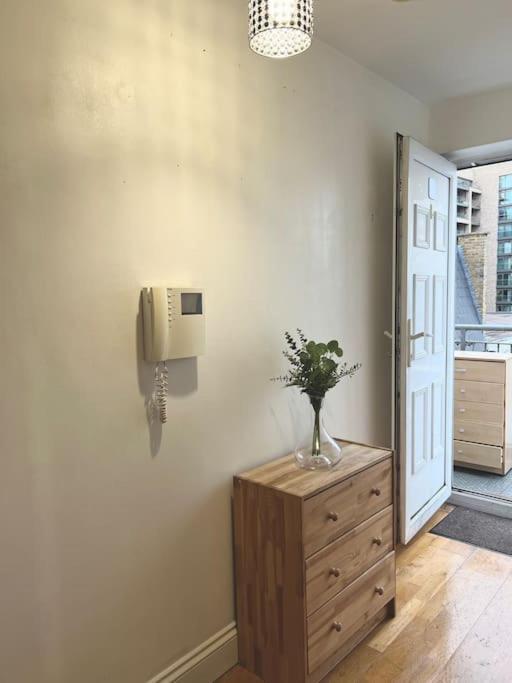 New Build 2 Bed Flat, Apartamento