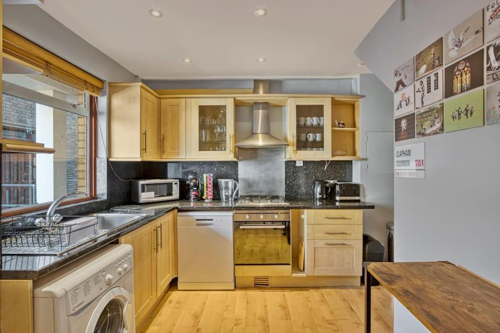 Lovely 3-bed Clapham Common Londres