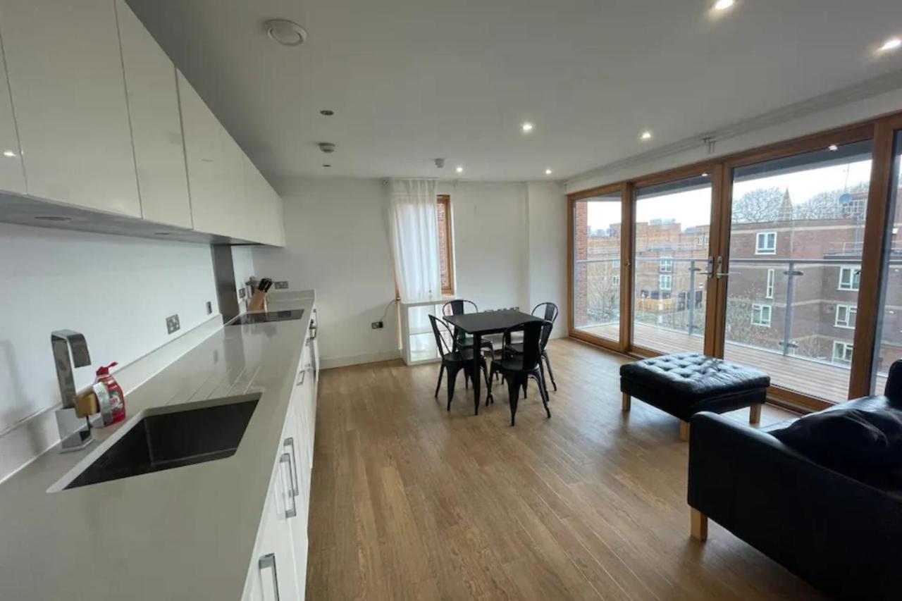 Peaceful 1bd Flat With Balcony - Bethnal * Londres