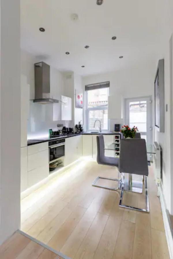 Smart Townhouse Pensión Londres