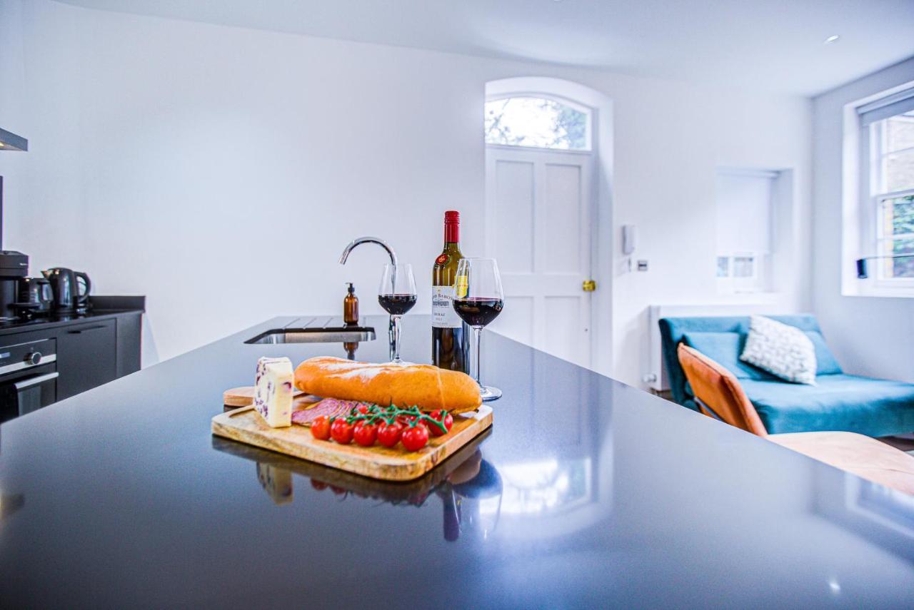 Apartamento Charming 1br In A Gated Complex And A Short Walk From Queens Park Tube *