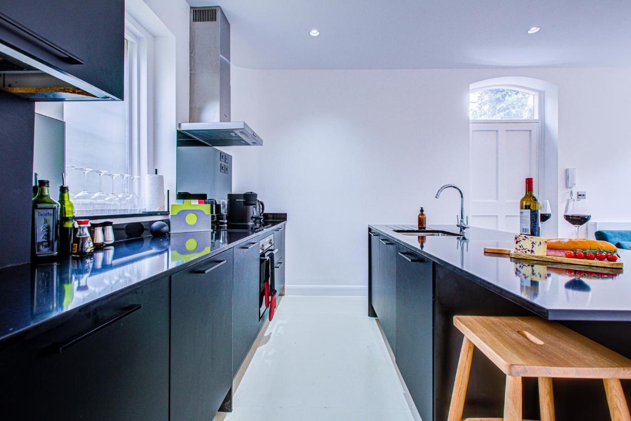 Apartamento Charming 1br In A Gated Complex And A Short Walk From Queens Park Tube *