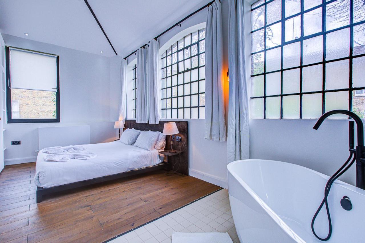 Stunning Penthouse Close To Queen's Park - Mega Fast Internet London
