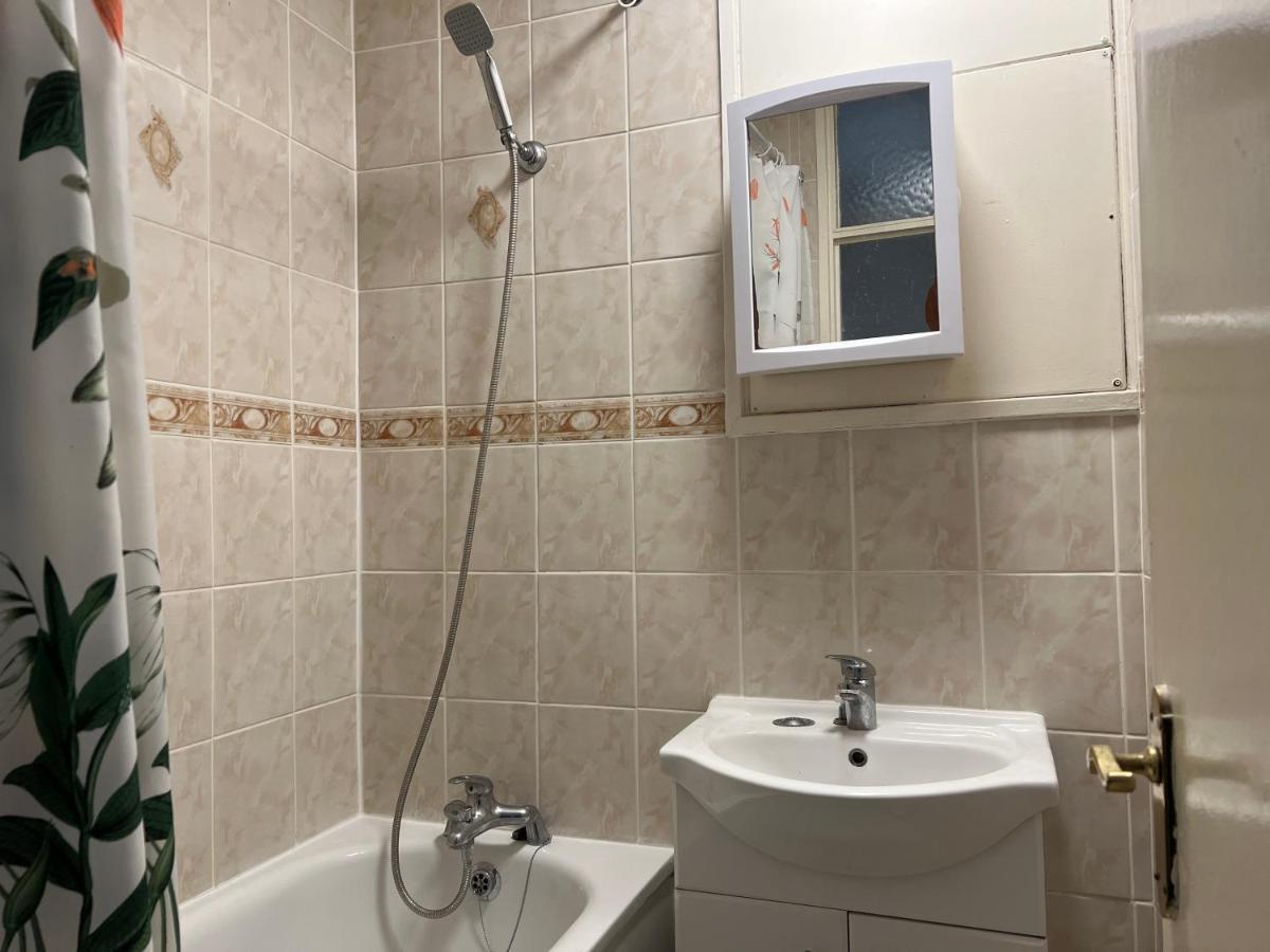 Apartment 2-bedroom Flat In Regents Park-euston-camden London